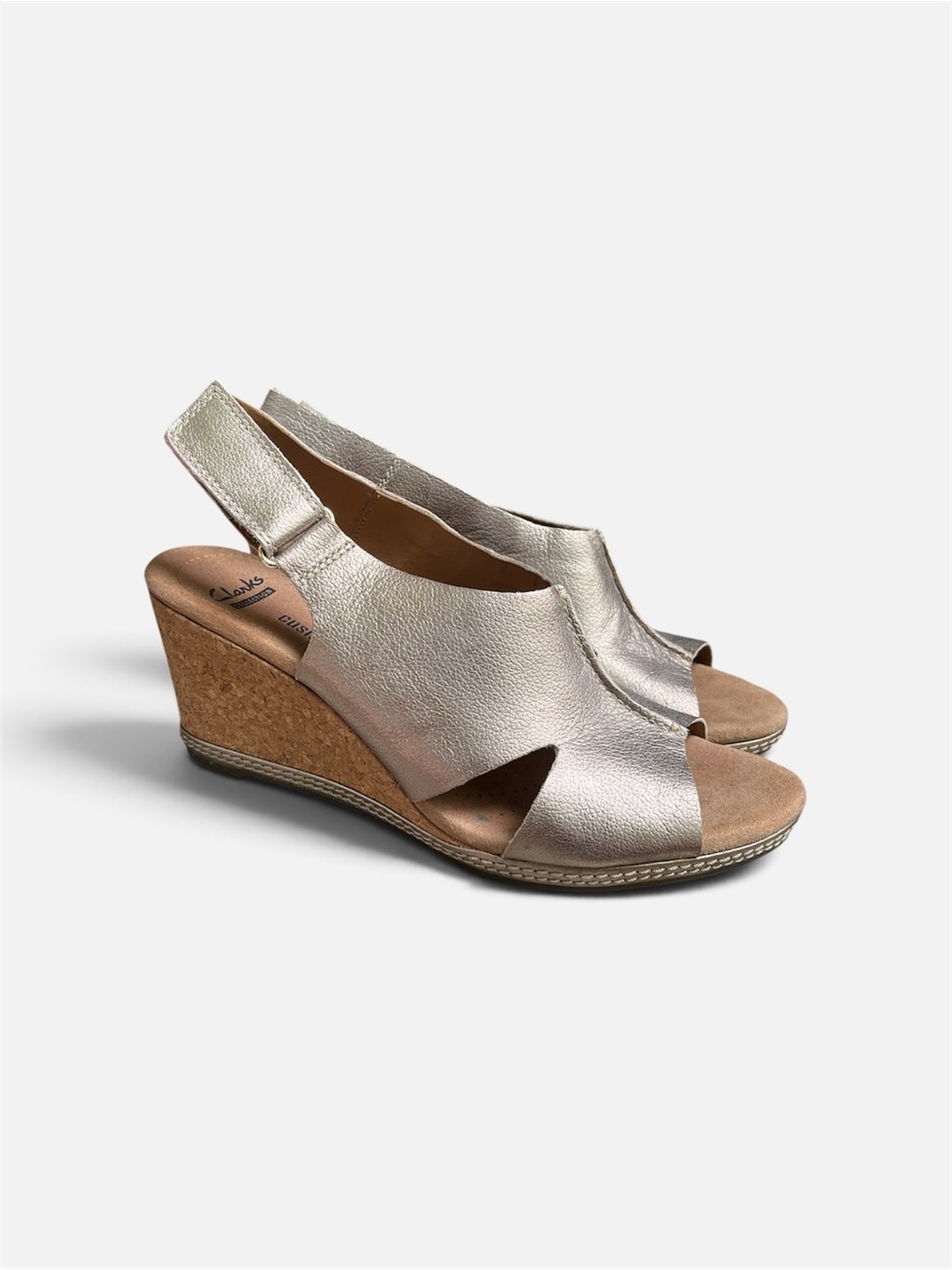 Clarks Helio Float Cork Wedge Sandal in Pewter Metallic Size 9